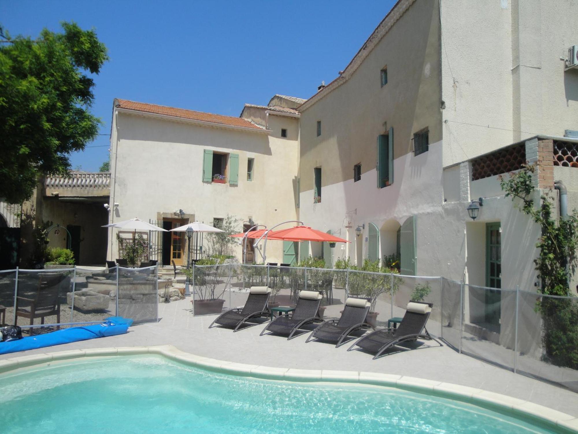 Villa Bastide de la Treille à Montaren-et-Saint-Médiers Extérieur photo