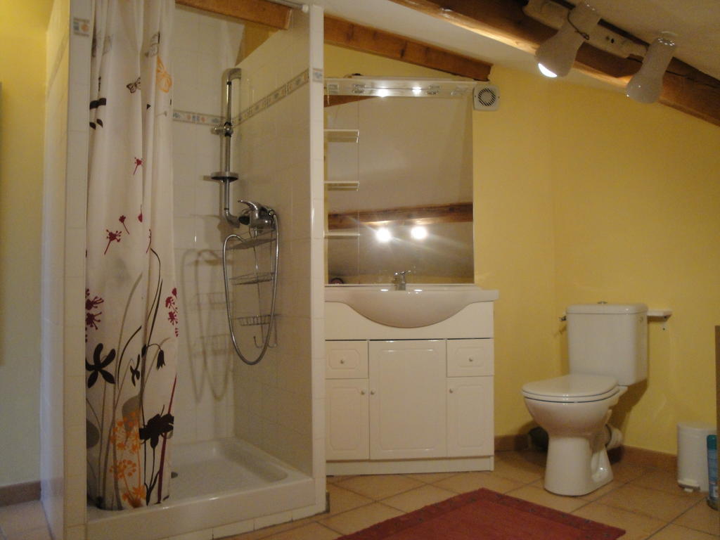 Villa Bastide de la Treille à Montaren-et-Saint-Médiers Chambre photo
