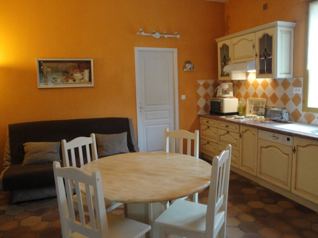 Villa Bastide de la Treille à Montaren-et-Saint-Médiers Chambre photo